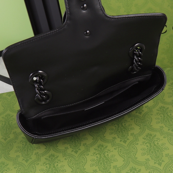 グッチバッグ着用イメージ